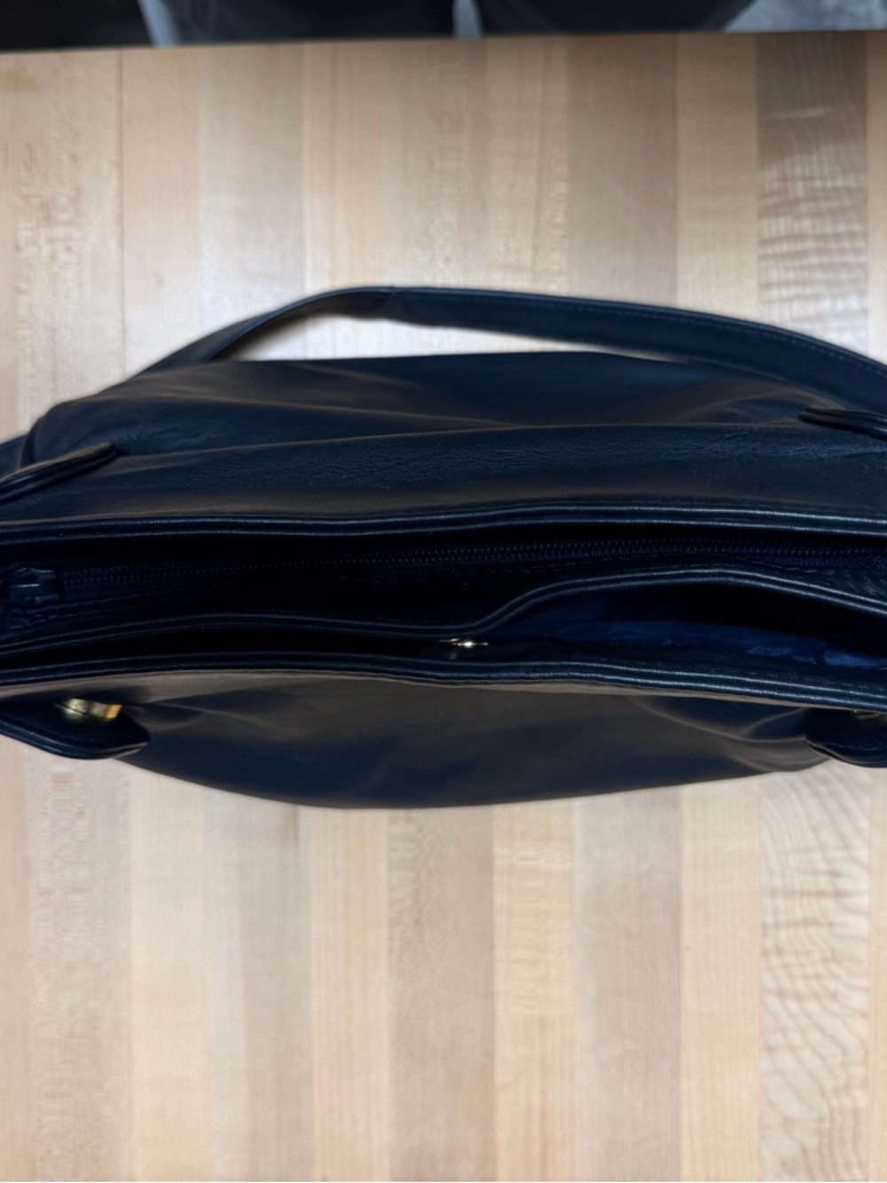 VTG Brio! Genuine Leather Navy Shoulder Bag - Picture 5 of 9